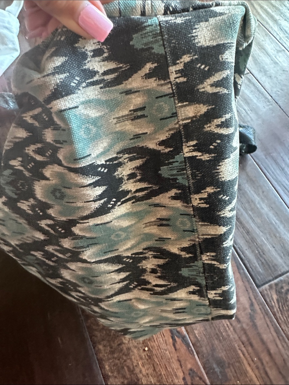 Beirn Ikat Python Tote - Picture 4 of 7